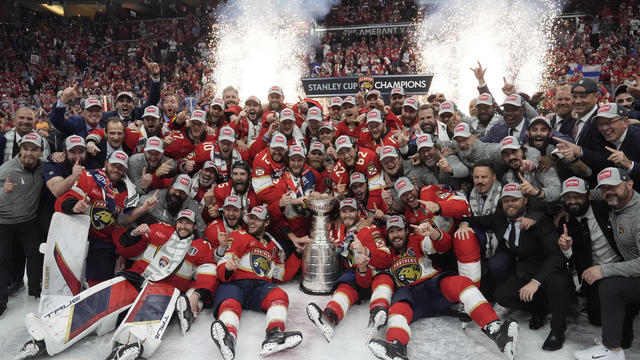 APTOPIX Stanley Cup Oilers Panthers Hockey 