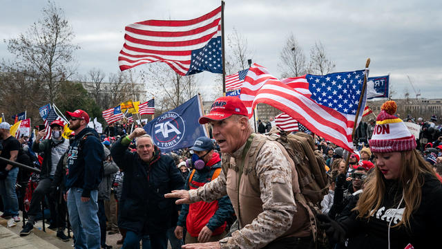 cbsn-fusion-supreme-court-hearing-challenge-to-law-used-to-prosecute-hundreds-of-jan-6-defendants-thumbnail-2840304-640x360.jpg 